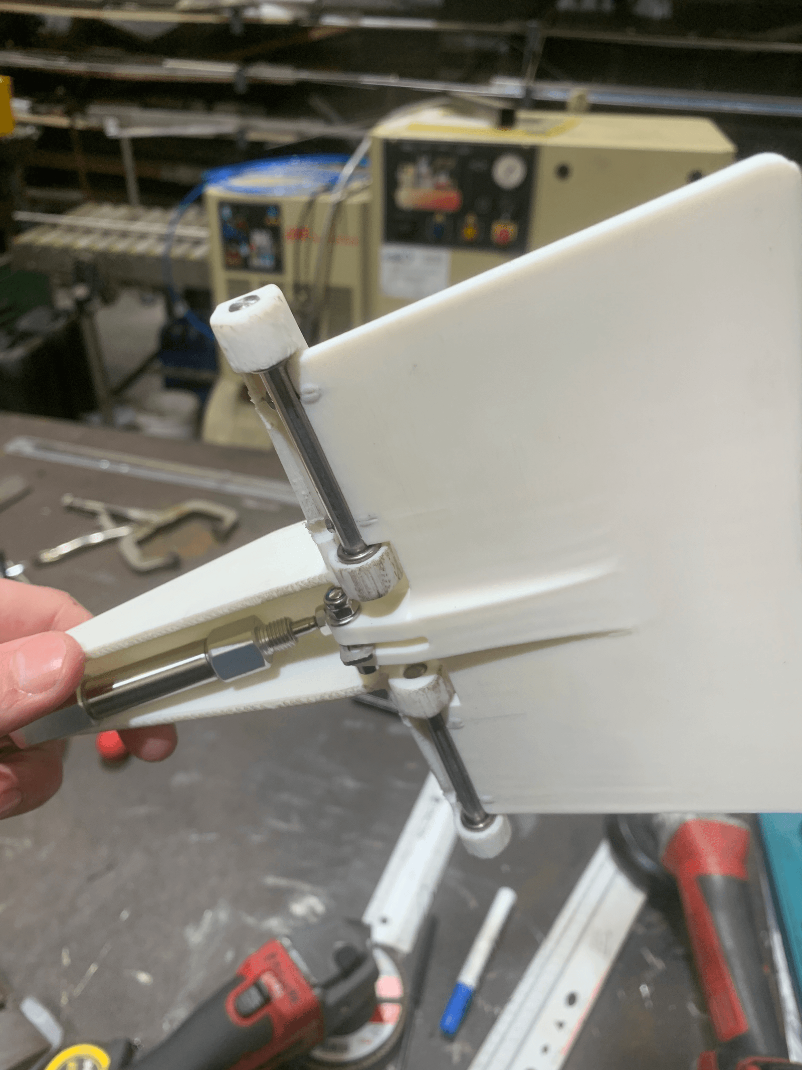 First iteration of the gripper head sub-assembly